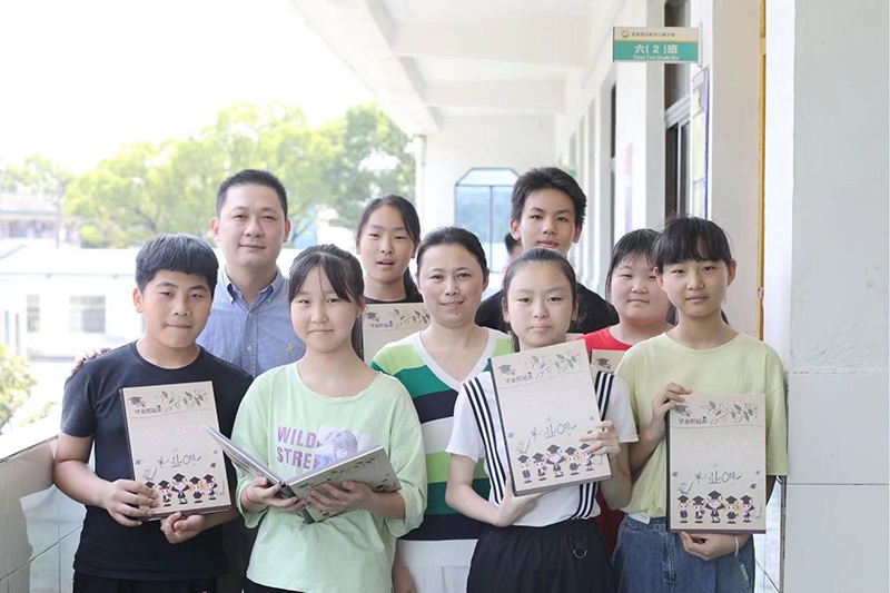 �ޘ�?q��)WУ���I(y��)���Ӱ